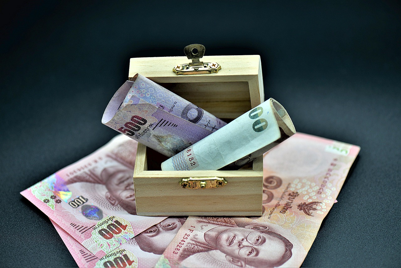 Stari trik za privlačenje novca: Stavite ovu sitnicu pod tepih i unesite sreću u dom 5 money 3545832 1280