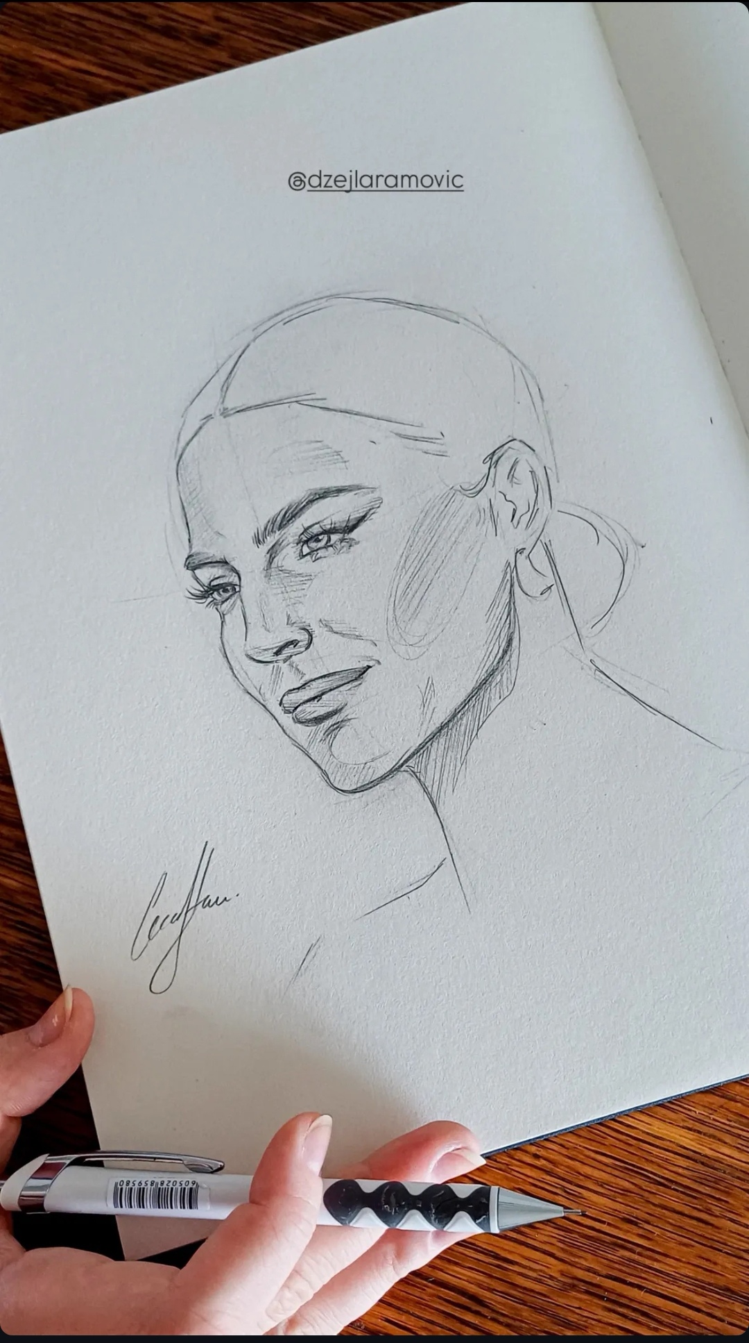 Dzejla Ramovic crtez