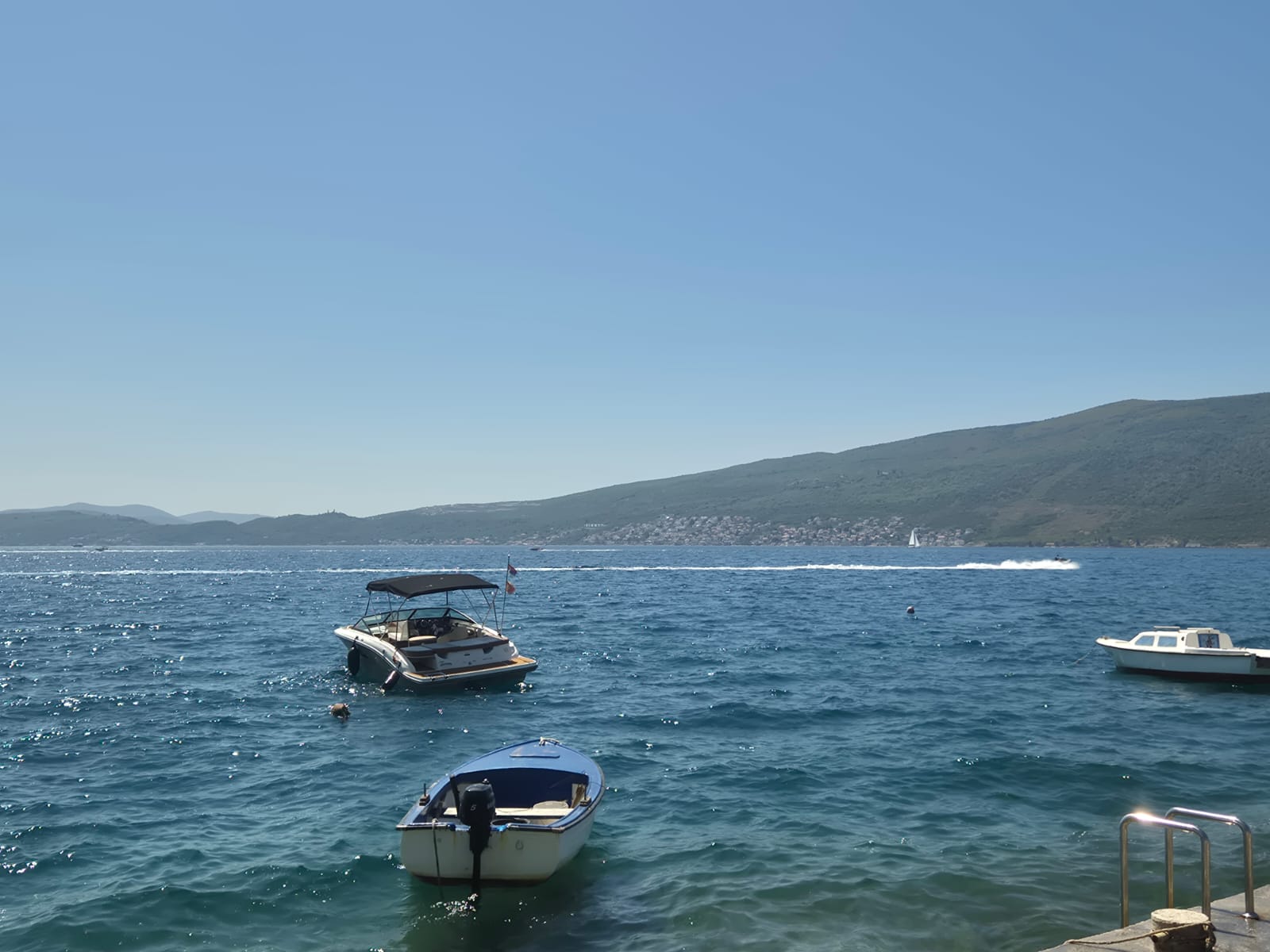 Radnik na plaži otkrio kako se poznati ponašaju u Budvi 8 IMG 20250721 WA0025
