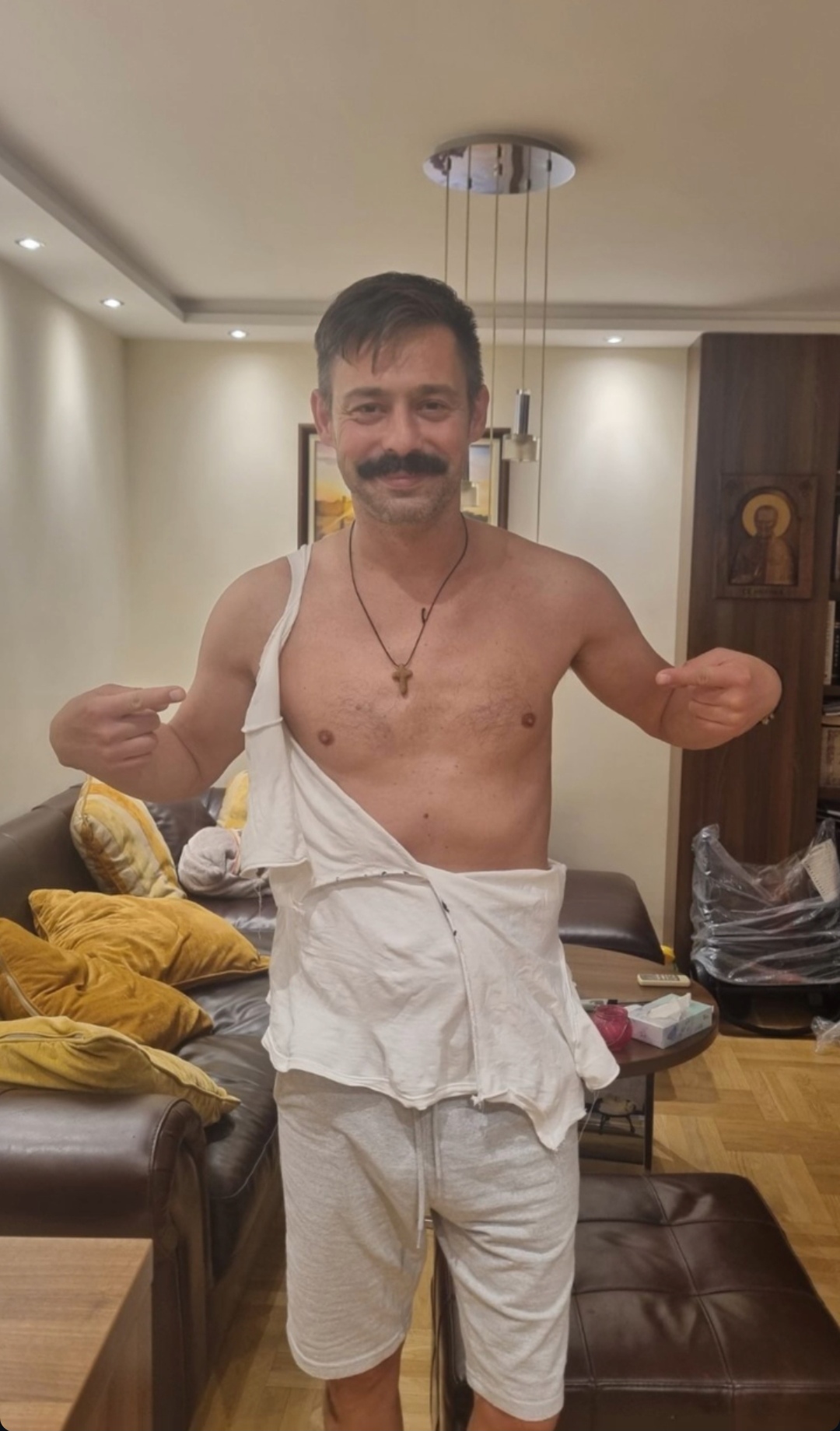 Milan Vasic slavi
