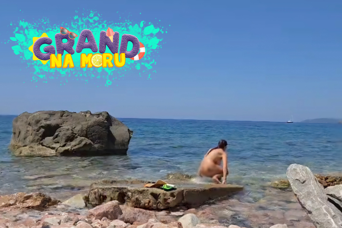 EKSKLUZIVNO Povukla se iz javnosti, a sad smo je uhvatili golu na plaži (FOTO 18+) 7 branka blek rouz gola u crnoj gori