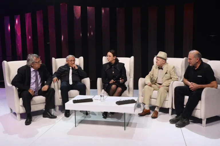 "Ja sam iz mešovitog braka, imam četiri nacionalnosti": Pevač pričom oduševio region 5 0A0A0327 768x512 1