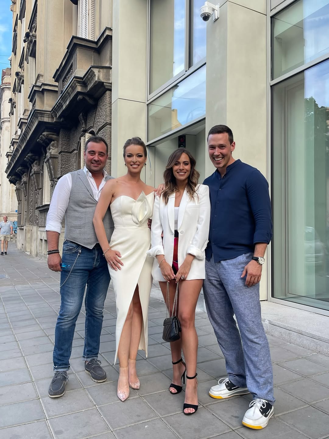 Ovo se zove sestrinska ljubav: Voditeljka poznatom bratu za rođendan uputila najdirljivije reči 6 SnapInsta.to 536979164 18527077591057574 5332927160480087326 n