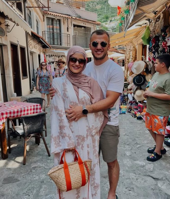 Ovo je supruga zvezde "Granda" u koju se zaljubio na prvi pogled (FOTO) 7 zena semira dzankovica 2
