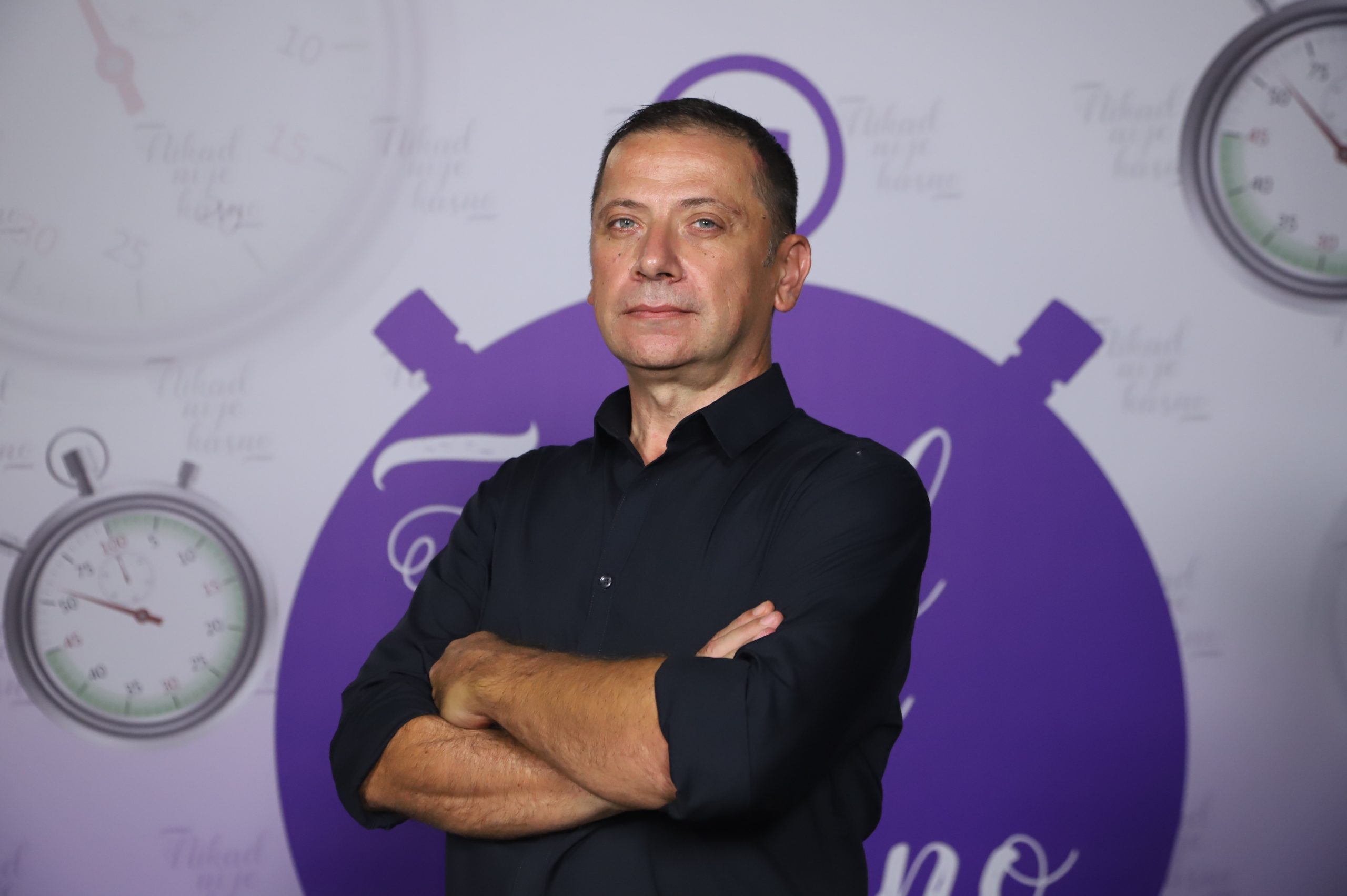 Emocije, talenat i snovi: Ovih 6 takmičara ne smete propustiti večeras u emisiji "Nikad nije kasno" 13 ILIJA BALTOVSKI BALTO 50 GOD. SKOPLJE 8