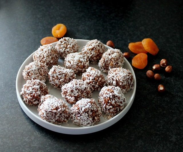 Najmekši i najsočniji čupavci sa kokosom: Recept koji će vas osvojiti na prvi zalogaj, gotovi za samo 30 minuta 6 image 17 15