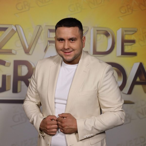 David Ranđelov 1 DAVID RANDJELOV 22 GOD. ZAJECAR 8
