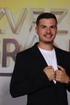Rešio da zameni katedru scenom: Takmičar završio jedan od najtežih fakulteta, a ipak ganja estradni san (VIDEO) 3 DEJAN SIMEUNOVIC 25 GOD. BIJELJINA RS 12