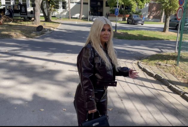 Screenshot 20251014 134356 Video Player