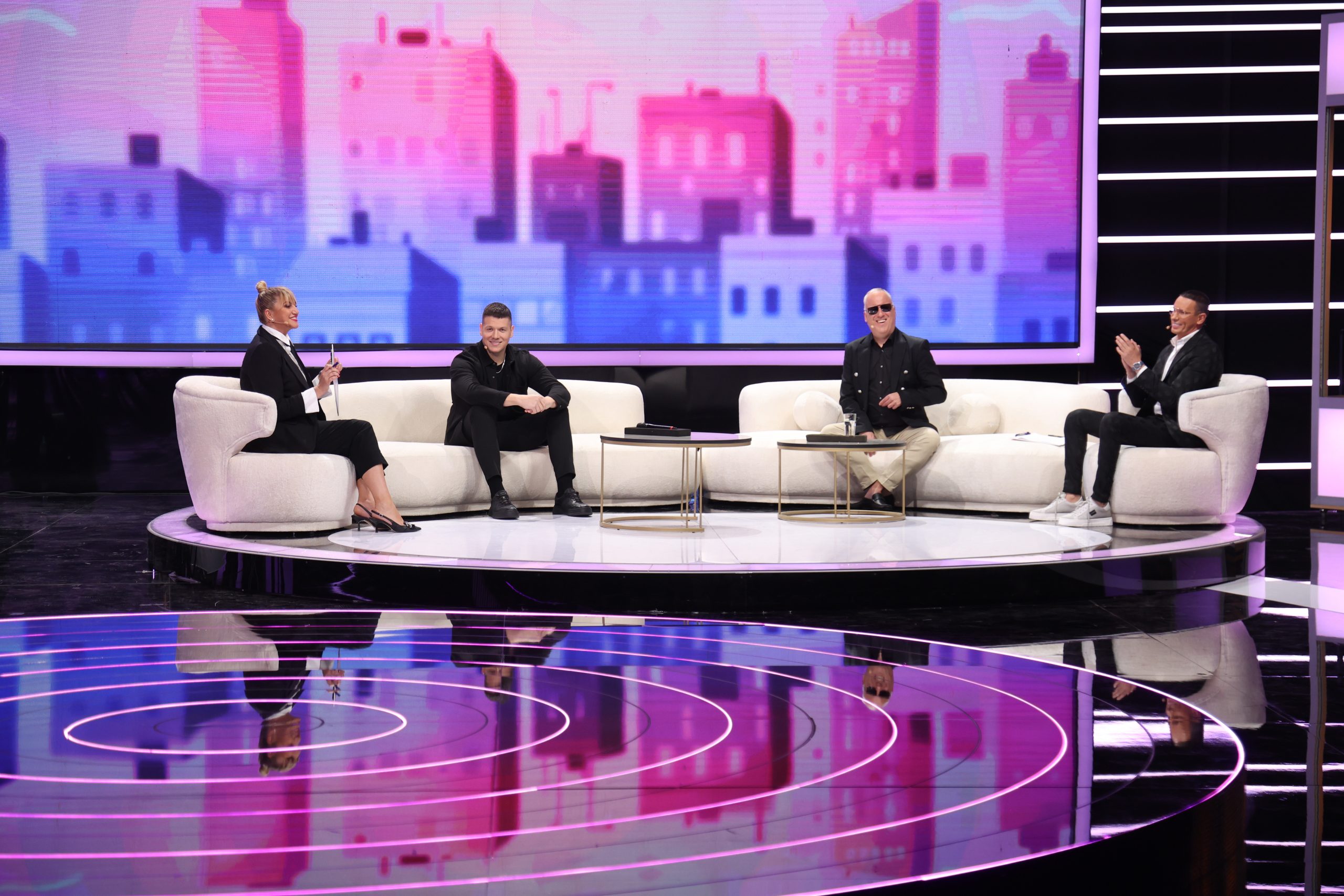 VODITELJI SA GOSTIMA GS SNIMANJE 01102025 FOTO PETAR 12 ok