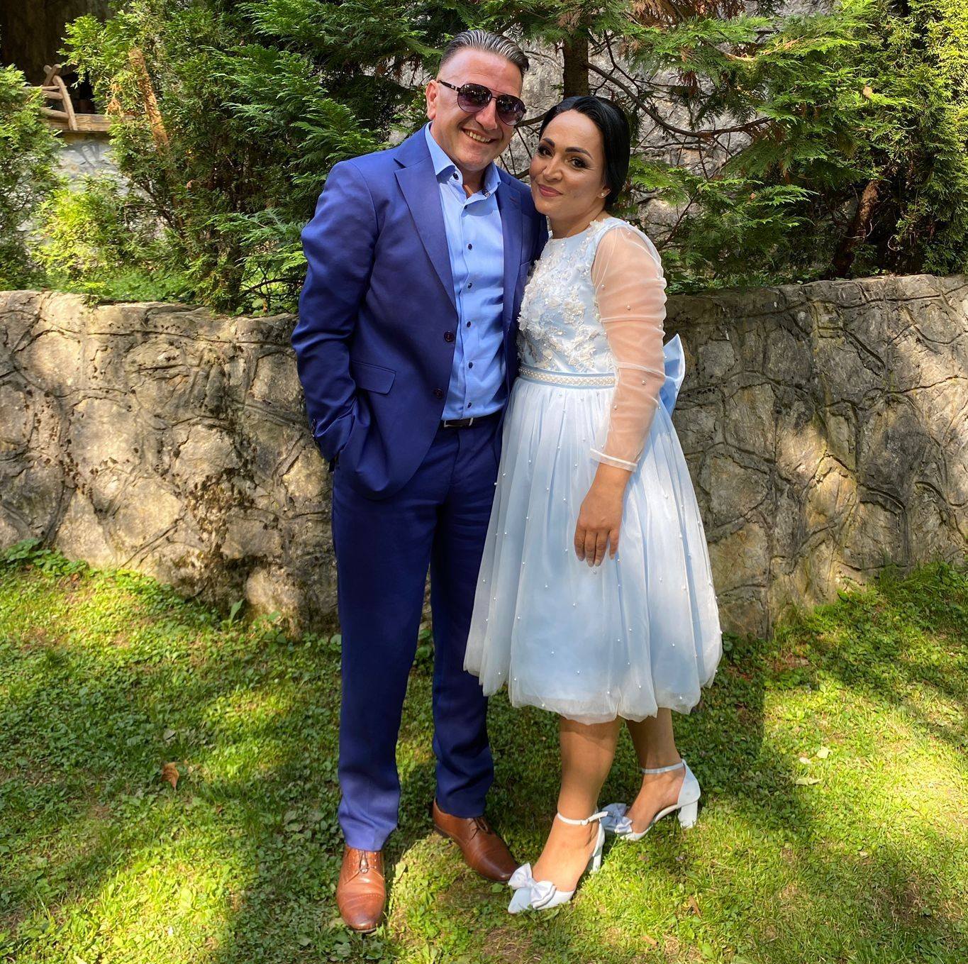 Pevač iz Nikad nije kasno na nesvakidašnji način čestitao supruzi godišnjicu braka: "Ako je ljubav greh..." 6 jasmin heinz 1