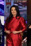 Top 5 najvećih grudi na estradi: Ko ima silikone, a ko prirodne? (VIDEO) 4 prirodne grudi vs silikoni
