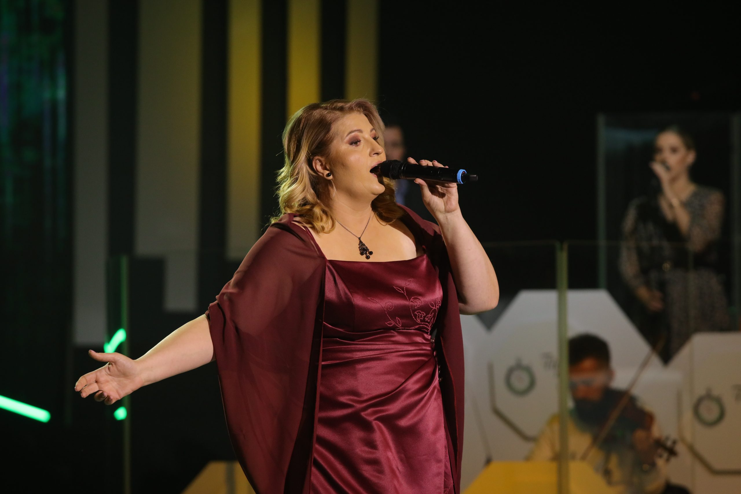 Pevačica iz "Nikad nije kasno" smršala 15 kilograma na nagovor sina 5 0A0A4918 1