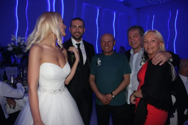 Danas čekaju treće dete, a ovako je izgledala svadba najpopularnijeg para iz Zvezda Granda 9 IMG 2095 768x512 1