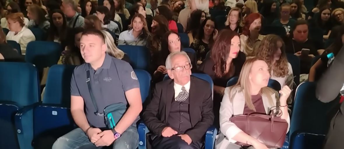 RAJKO SERIFOVIC FOTO SVESTKI RADIO YT