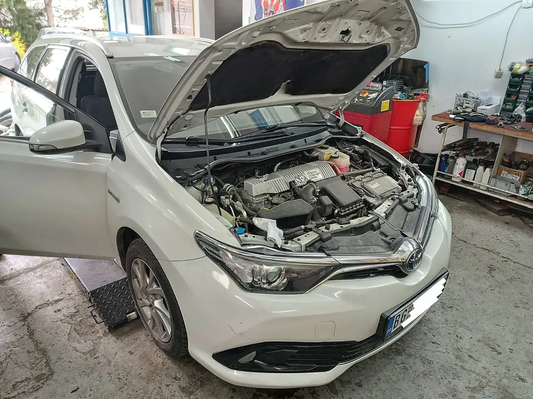 Pitali smo mehaničare koje osnovne stvari oko automobila treba da zna svaka žena vozač 9 SnapInsta.to 496962078 17983038860824078 4930144708322817307 n