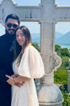 Pevačica celu zimu provela pod Ostrogom, bebu krstila u inkubatoru: "Vera mi je pomogla" 2 danica sa muzem