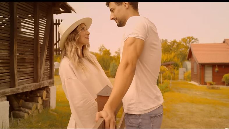 "Pesma sa najlepšom porukom": Ana Bekuta i Siniša Vuco snimili spot o kom svi pričaju VIDEO 6 hhu