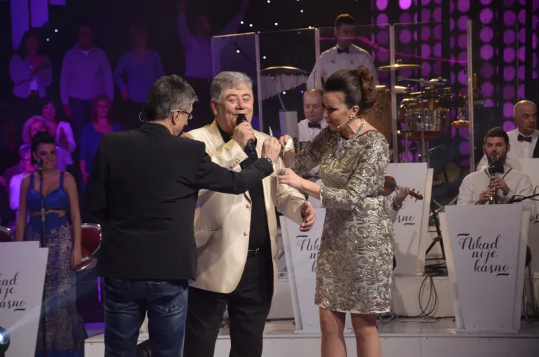 I Saša Popović je plakao zbog takmičara u Nikad nije kasno: "Ova emisija je ponos Granda" VIDEO 6 DSC1445 768x509 1