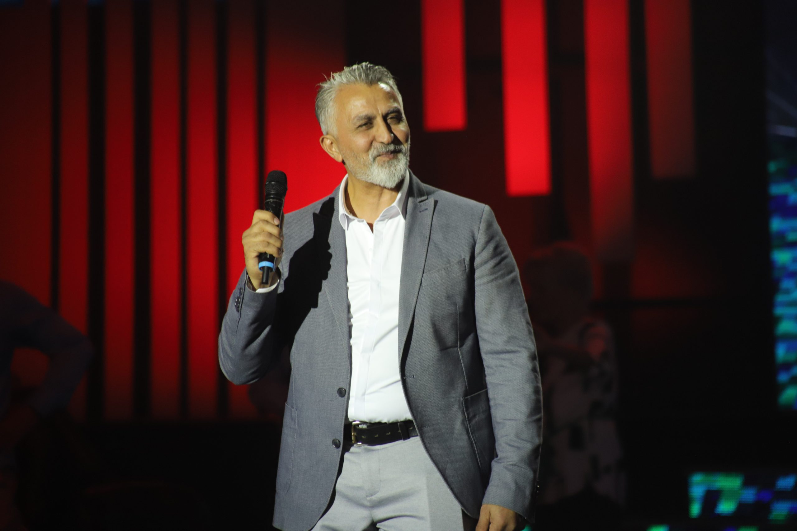 Kad Vranjanac zapeva Tomu Zdravkovića: ,,Ovo je nešto najbolje...'' (VIDEO) 6 IMG 2000