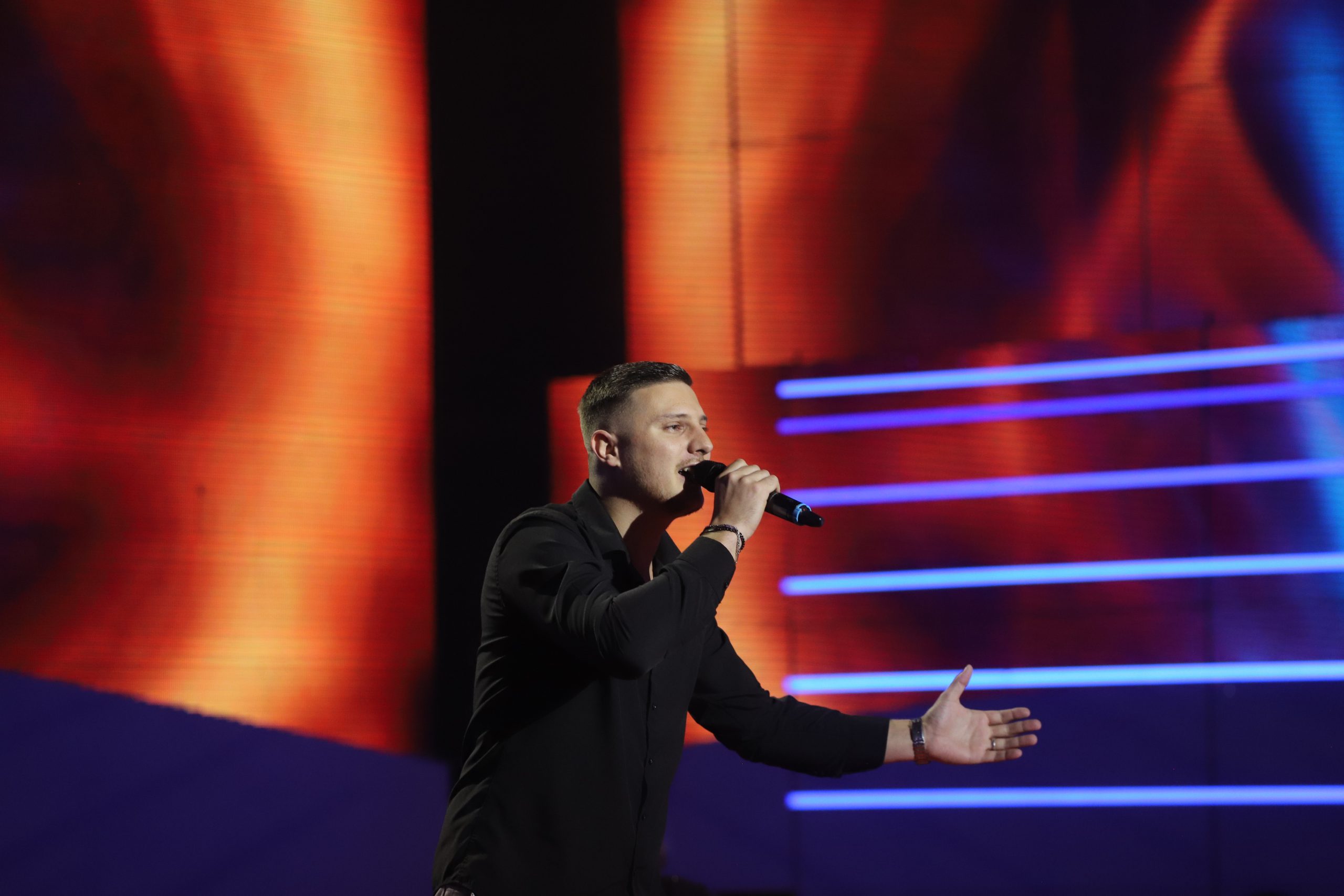 Mensur nezadovoljan ishodom u Zvezdama Granda? Pokušavao da se smiri, pa spomenuo jednogodišnjeg sina VIDEO 7 IMG 9779