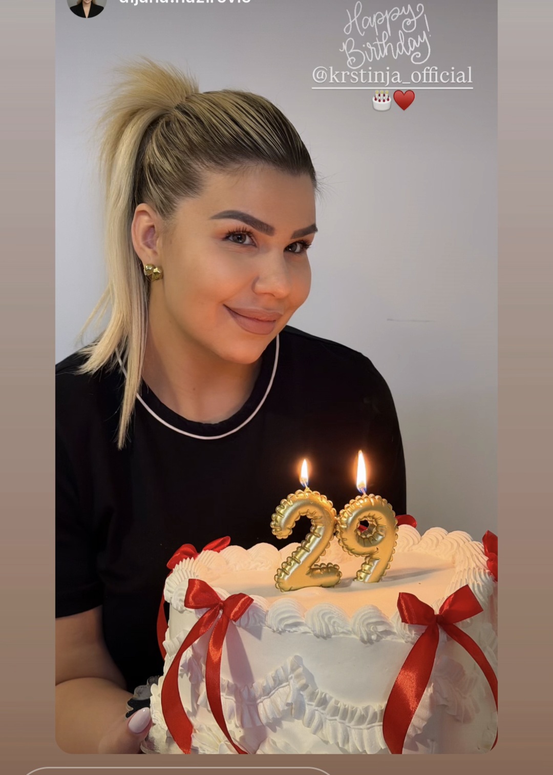 Krstinja u centru skandala nakon Montesonga: Malo ko zna šta se dešavalo pre nastupa 3 Screenshot 20251211 104128 Instagram