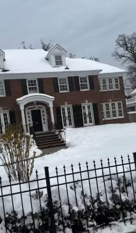 Aladin Pehić obišao legendarnu "Home Alone" kuću u Americi, svi šokirani koliko liči na Kevina FOTO 7 image 7
