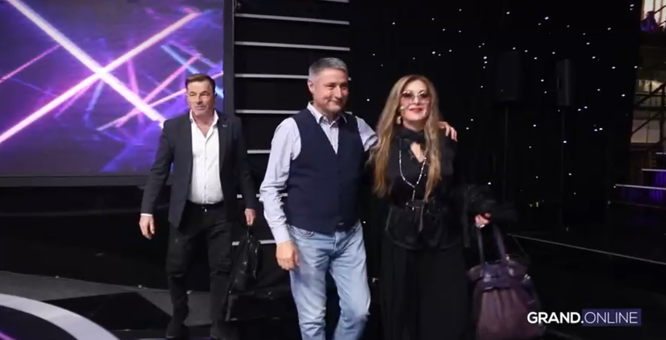 Pevač se ušunjao u studio sa gitarom, svi "u stanju šoka" VIDEO 7 nnk bekstejdz 4