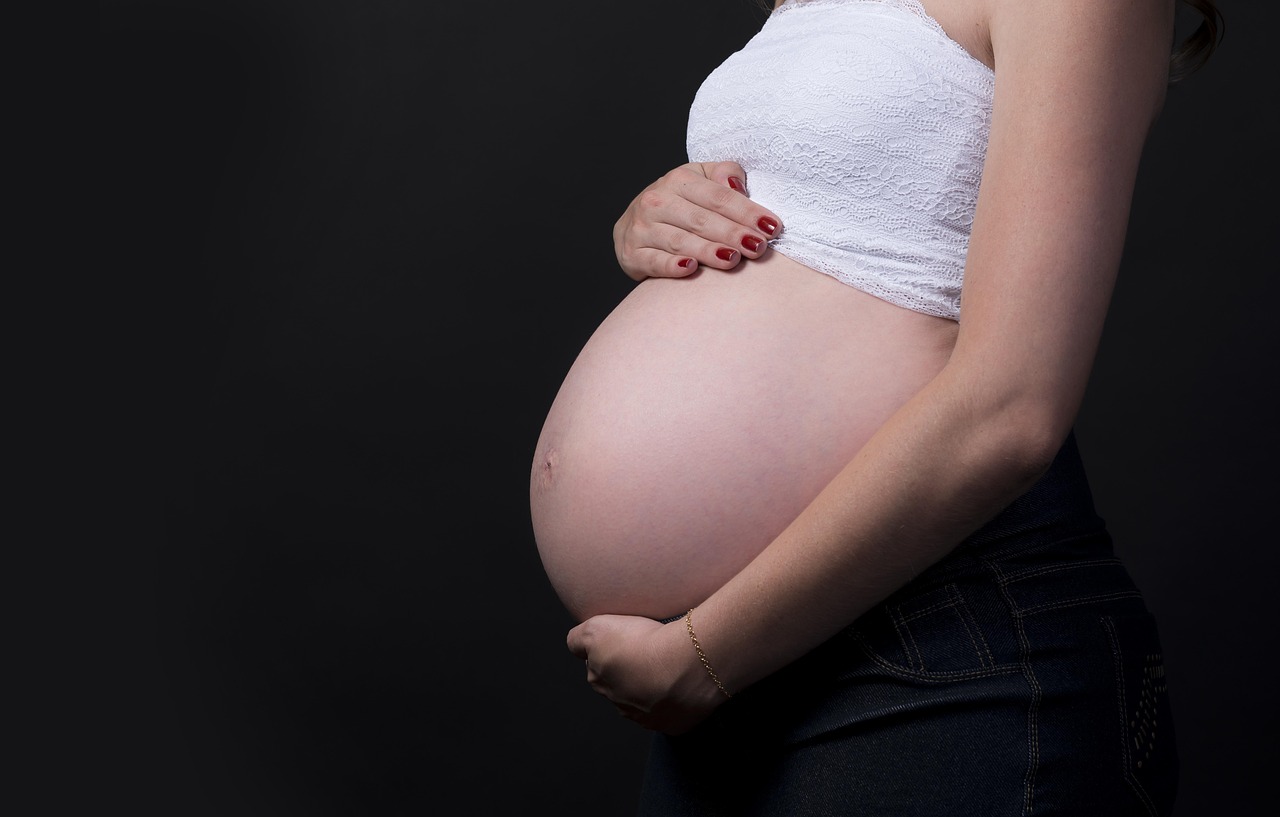 pregnant 2640994 1280 1