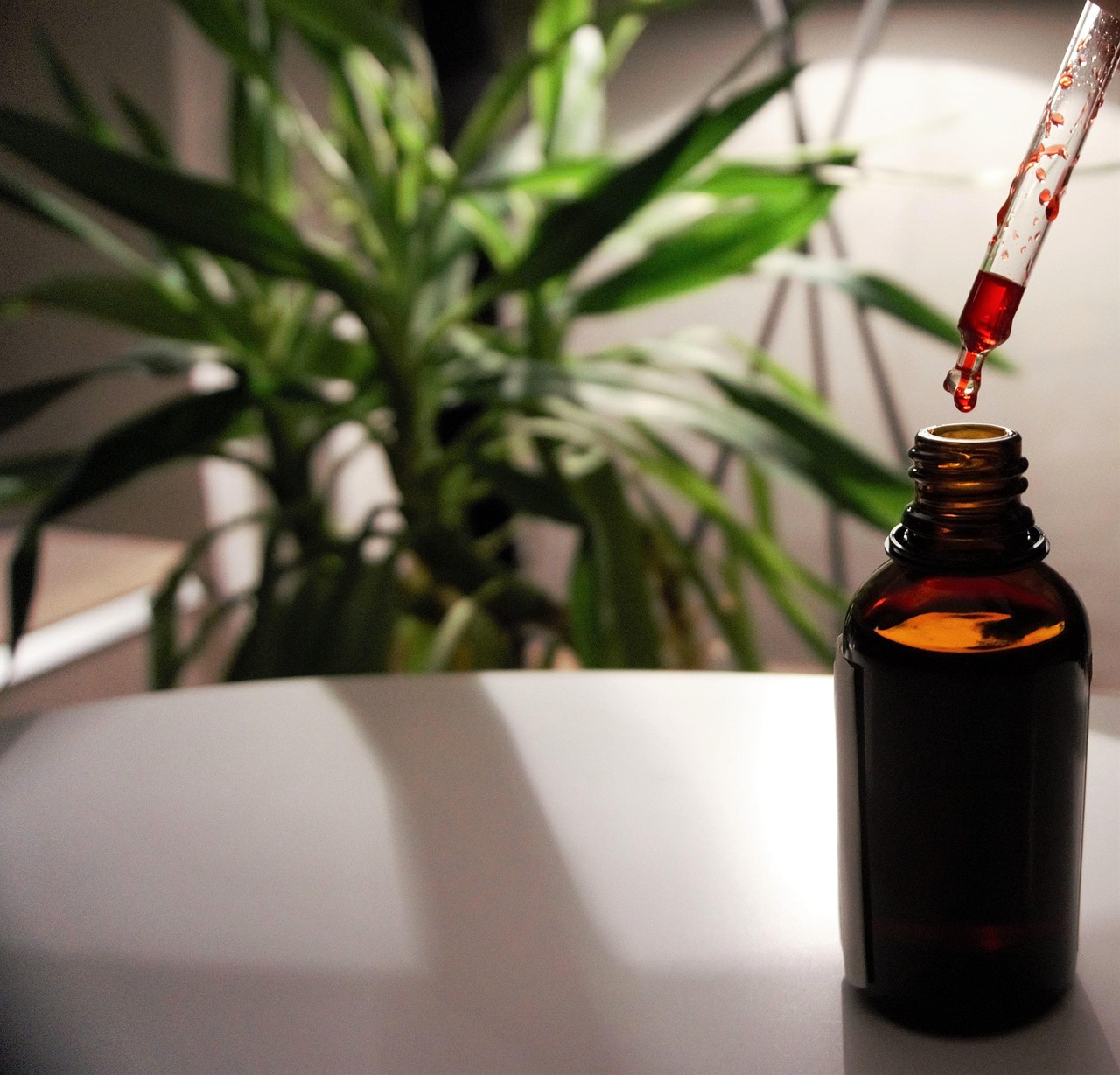 vitamin b12 4796944 1280
