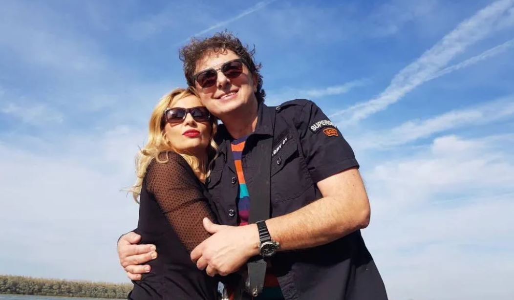 Zijo Valentino uživa u ljubavi sa 17 godina mlađom glumicom koja je lepa kao lutka: "Ne može čovek da planira" FOTO 7 zijo
