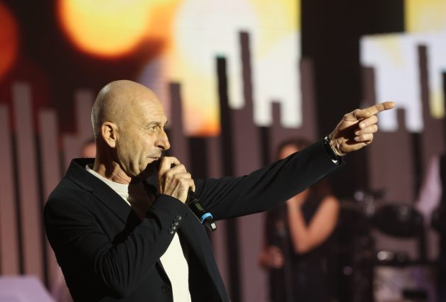 E08A0260