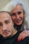 Popularni pevač danas proslavlja rođendan, majka mu se prva obratila emotivnim rečima: ,,Tvoje rođenje me je učinilo najsrećnijom'' 3 SnapInsta.to 622314616 18552088450047881 4590081211101299346 n e1769593391374