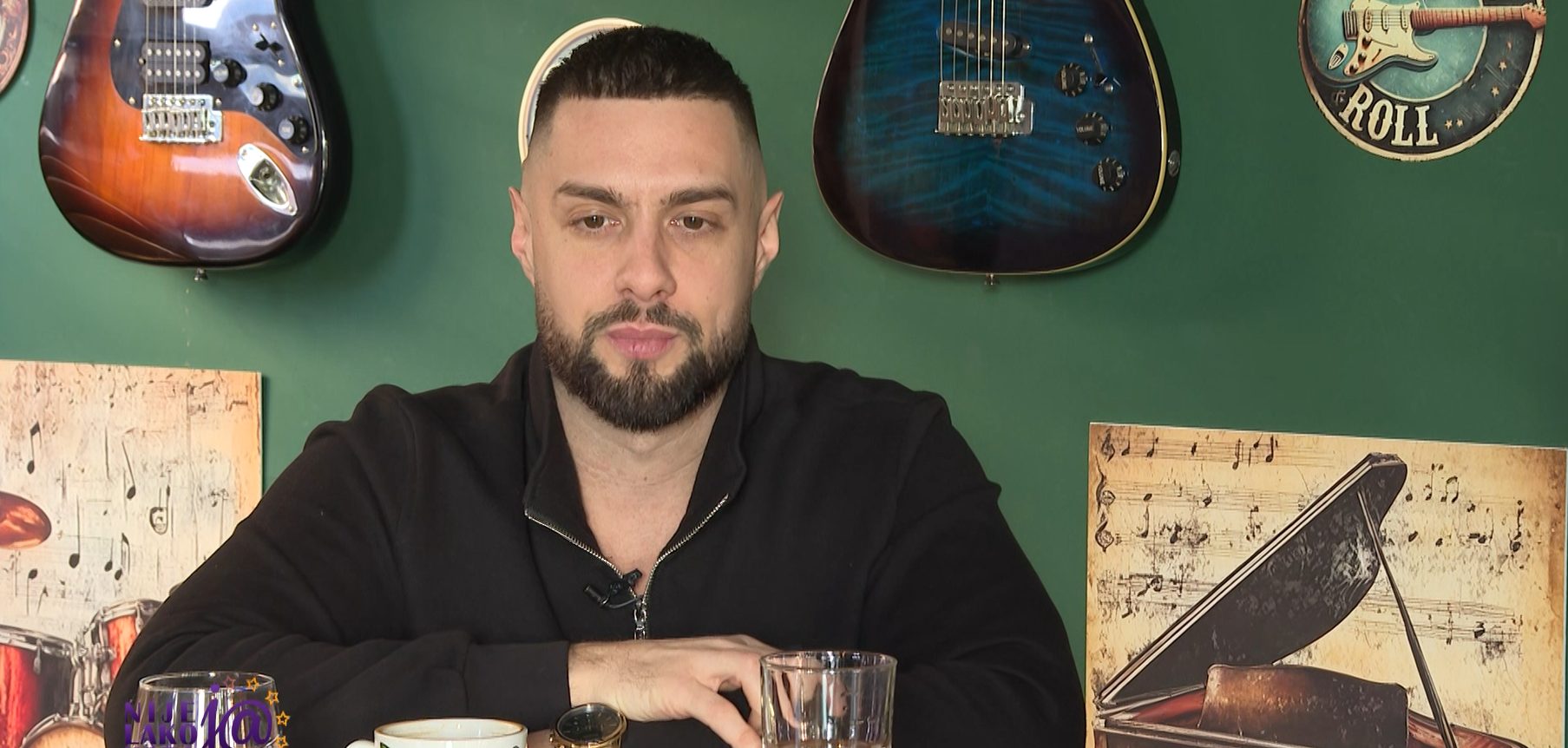 Pevač sa knedlom u grlu progovorio u udesu koji je preživeo: "Na isti datum su mi se desile te stvari" VIDEO 7 image 7 33