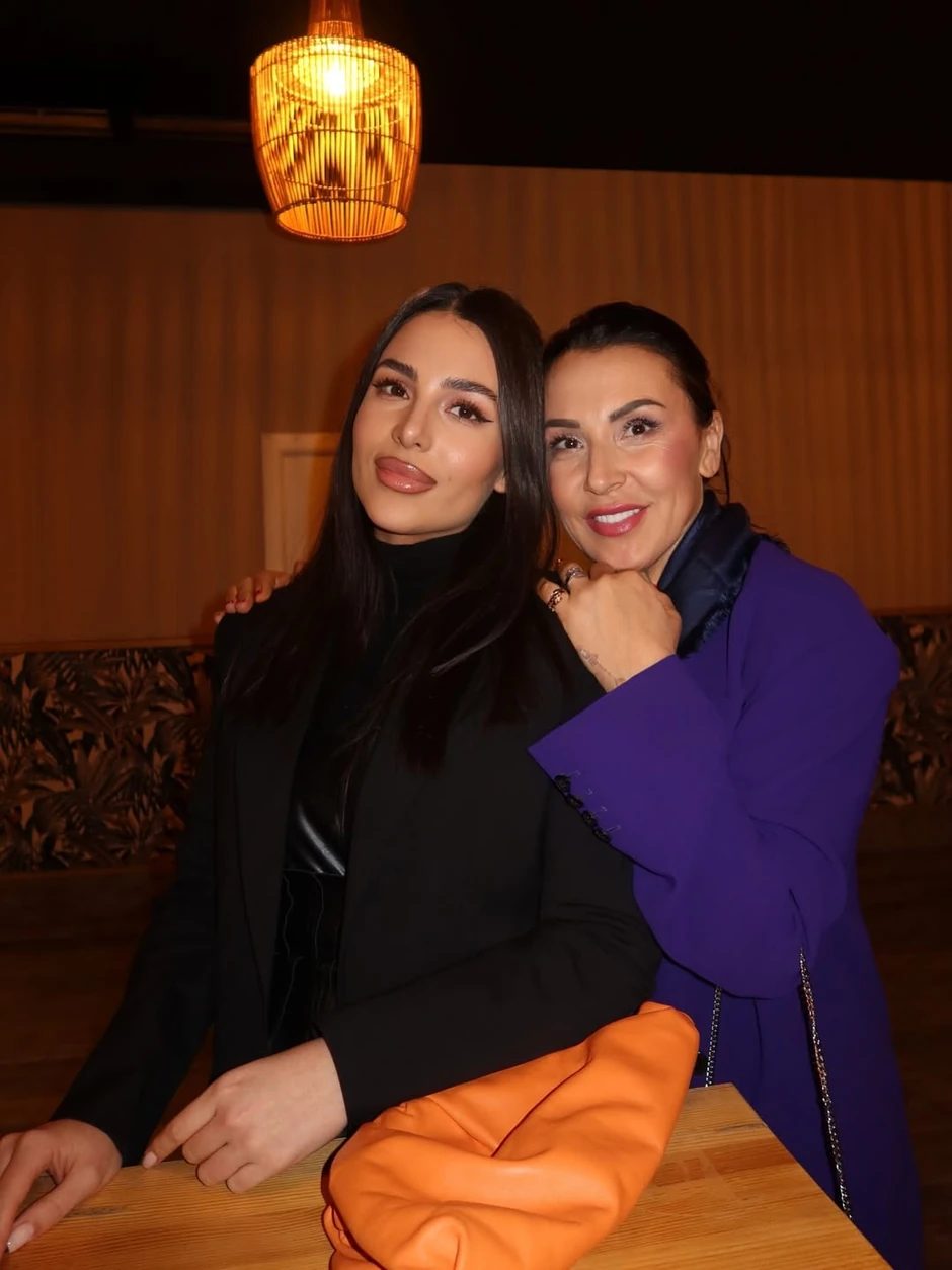 Anastasija Ražnatović se javno obratila svekrvi i objavila zajedničku fotografiju: "Izvini, volim te" FOTO 6 image 9 10