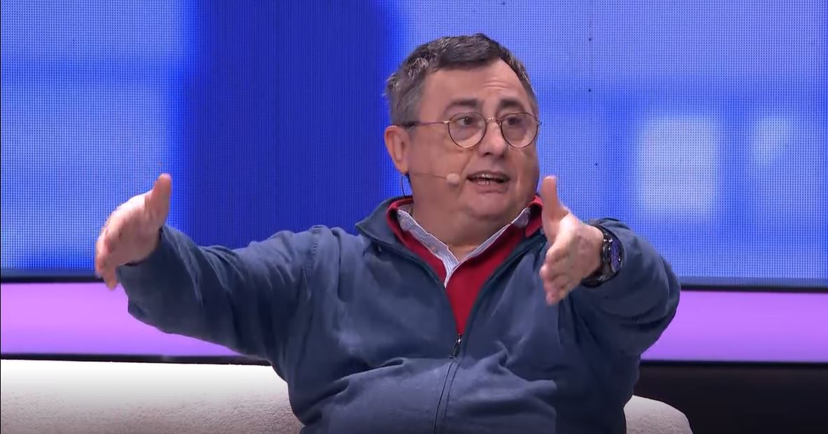 Voja Nedeljković otkrio kako mu je Brena ponudila da bude voditelj na svadbi kod Prije i Filipa: "Ja repujem, a ti pevaš?" VIDEO 6 voja 1