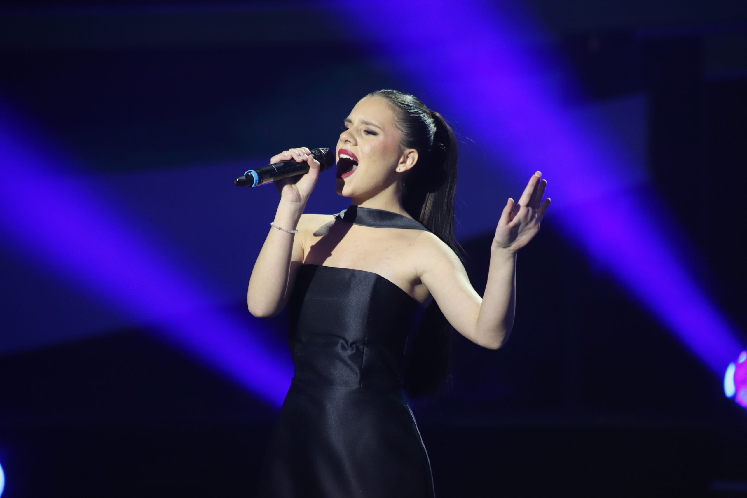 Andreja Stojanović (19) dobila najveću pohvalu od Ane Bekute: "Ti si za mene ozbiljna pevačica" 7 IMG 9547