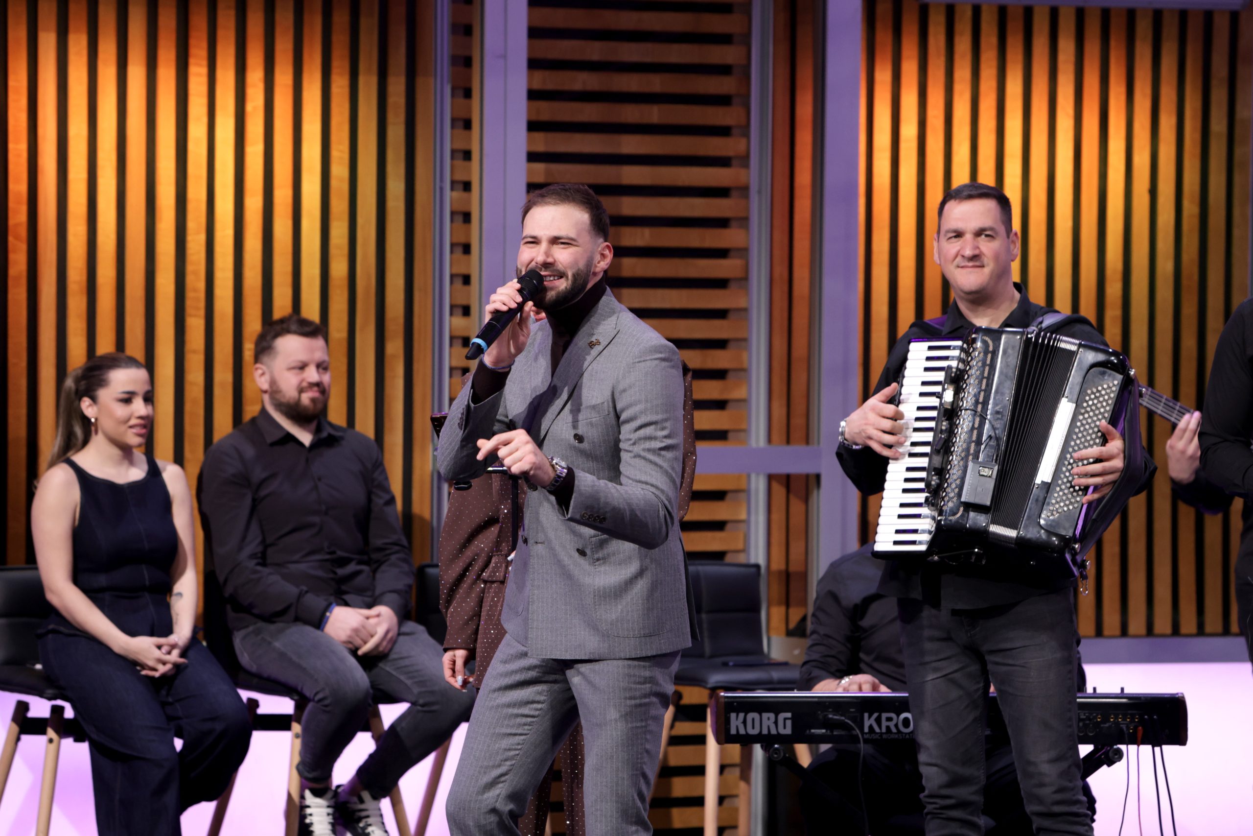 Marko Gačić otkrio detalje saradnje sa Vojažem: "Kada smo radili na njegovom albumu izašla nam je neka melodija" 5 MARKO GACIC GS SNIMANJE 04022026 FOTO TEA 53 ok