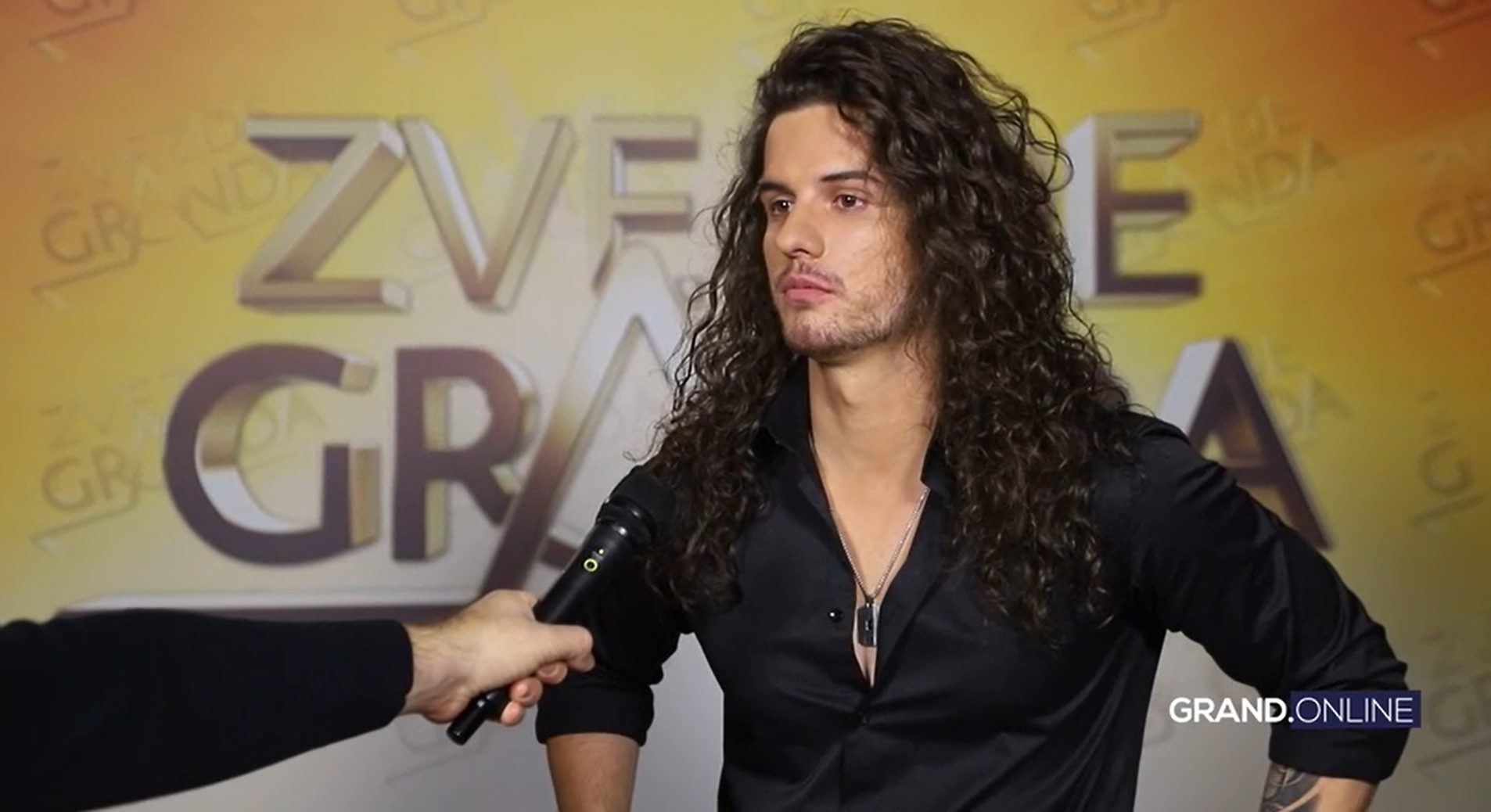 Šok u Zvezdama Granda: Adi Begić menja pravila zbog Cece (VIDEO) 5 Screenshot 2026 02 23 111716