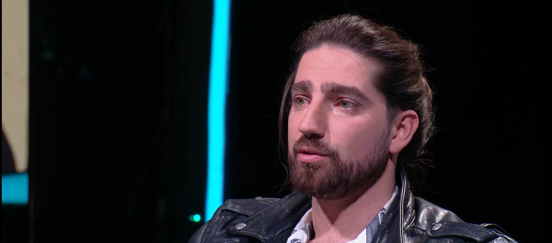 Princ od Vranje otkrio tamnu stranu Evrovizije: "Podmetali su mi lažne afere, kasnije su mi se izvinjavali" VIDEO 5 Screenshot 2026 02 24 094202