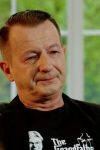 Ćira grcao u suzama u filmu "Sale": Pevač se prisetio najemotivnijih reči koje mu je Popović uputio 4 Screenshot 2026 02 26 154317