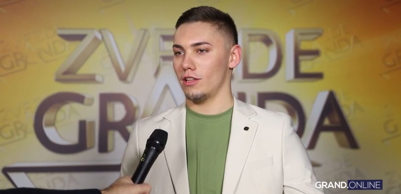 "Ispalo je još bolje": Damjan Vračar progovorio o poljupcu sa Sanjom Vučić, nije štedeo reči VIDEO 8 d4