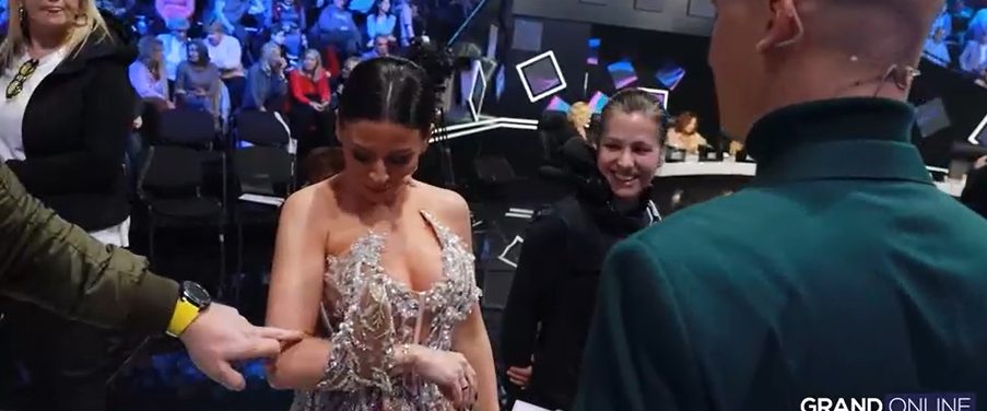 Ani Sević spala haljina pred kamerama: Evo šta se sve dešavalo u bekstejdžu pred početak Zvezda Granda VIDEO 10 image 29
