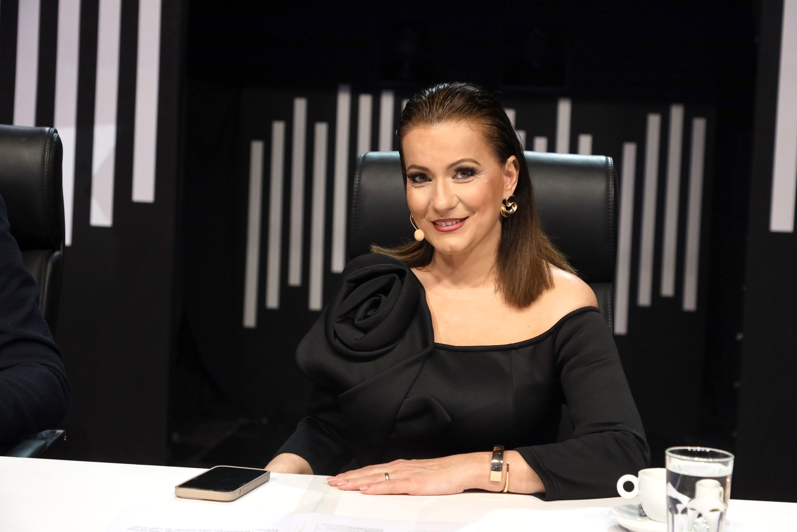 Žika Jakšić održao lekciju, otkrio kakva treba da bude svaka žena 6 ELVIRA RAHIC NNK SNIMANJE 09022026 FOTO MUNJA 20 ok 2