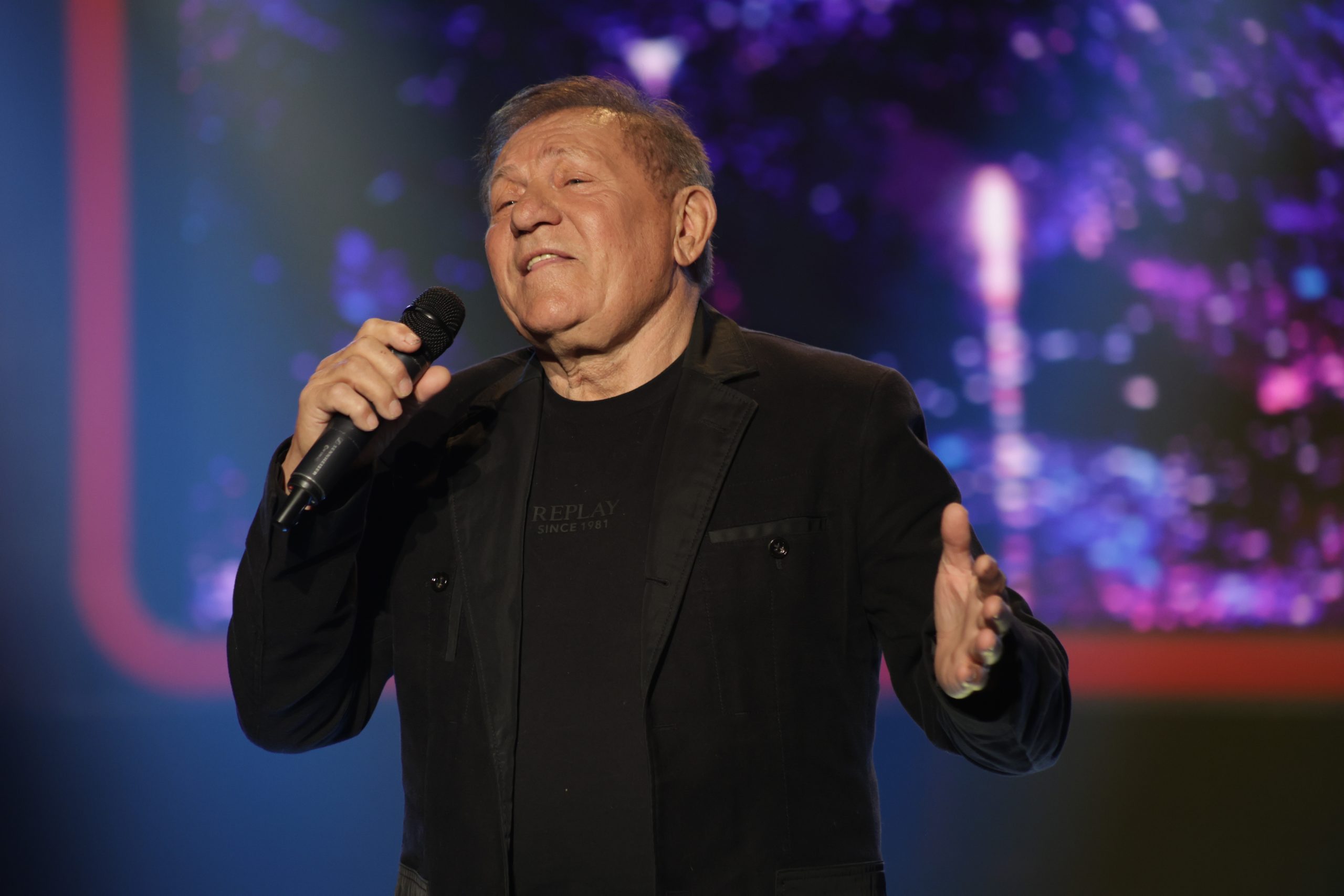 Miloš Bojanić otkrio kako je započela ljubav između njega i supruge Branke: "Kontaktirali smo dugo telefonom..." VIDEO 9 MILOS BOJANIC GP SNIMANJE 18032026 FOTO TEA 10