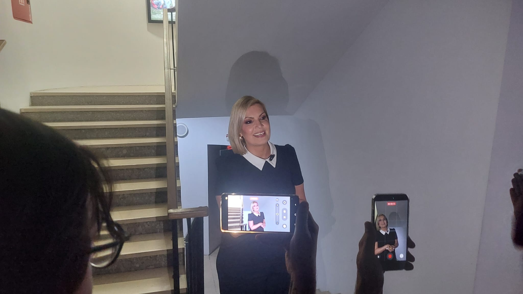 "Pre 30 godina sam sa mamom imala nastup na istoj sceni": Ćerka Snežane Đurišić van sebe nakon što su zapevale zajedno VIDEO 5 PHOTO 2026 03 24 20 55 05 3