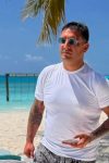Darko Lazić sa suprugom i ćerkom zaglavljen na Maldivima, ne mogu da se vrate u Srbiju: "Tražimo let, sami plaćamo novu kartu" 4 darko la