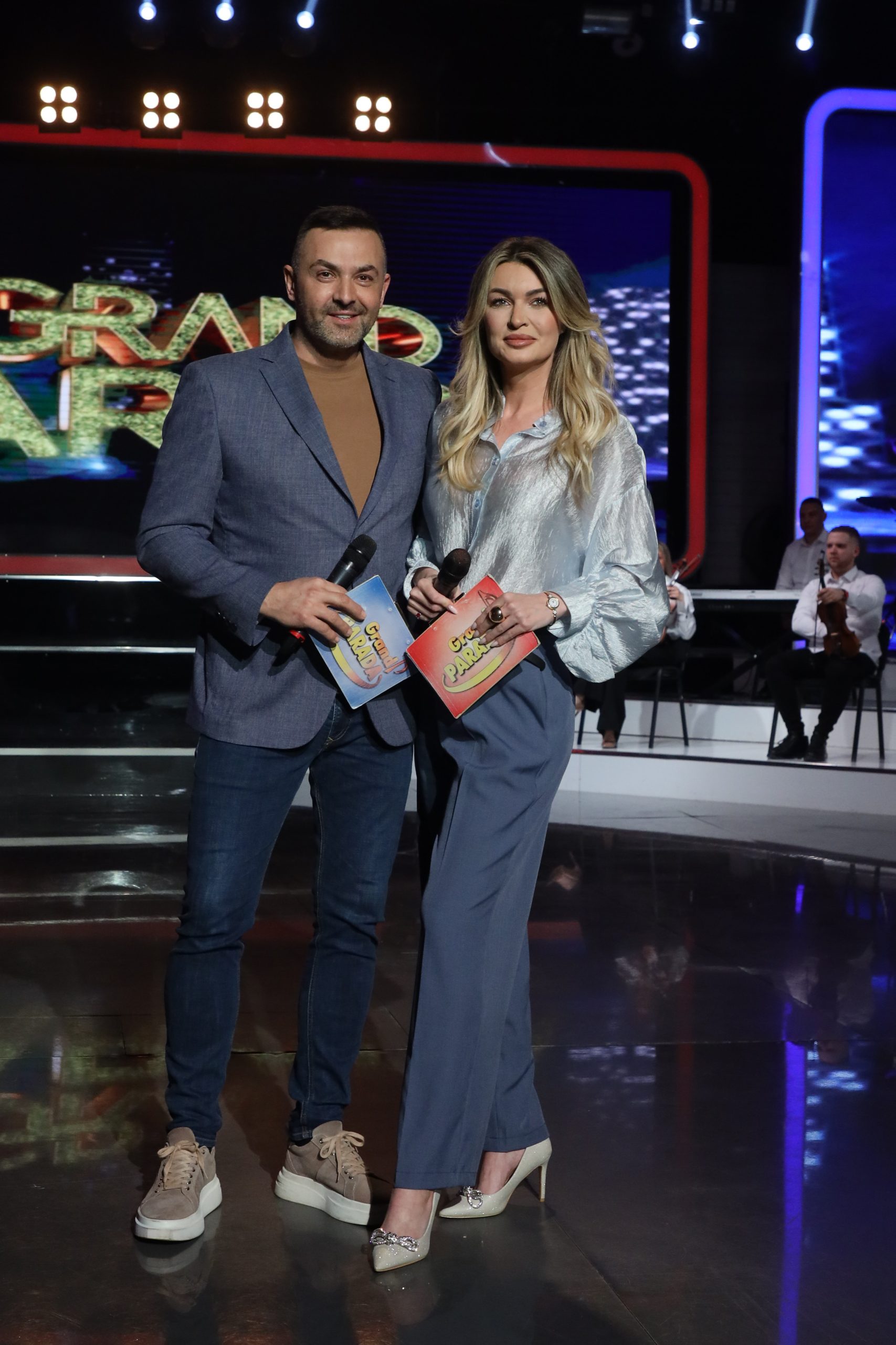 Vrhunske pesme začinjene humorom pred početak vikenda: Voditelj "Grand parade" sve nasmejao na startu VIDEO 5 0A0A0085