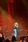 Kakva poslastica pred kraj spektakla: Prija izašla iz publike i zapevala sa Mirzom na sceni VIDEO 4 IMG 20260404 WA0076