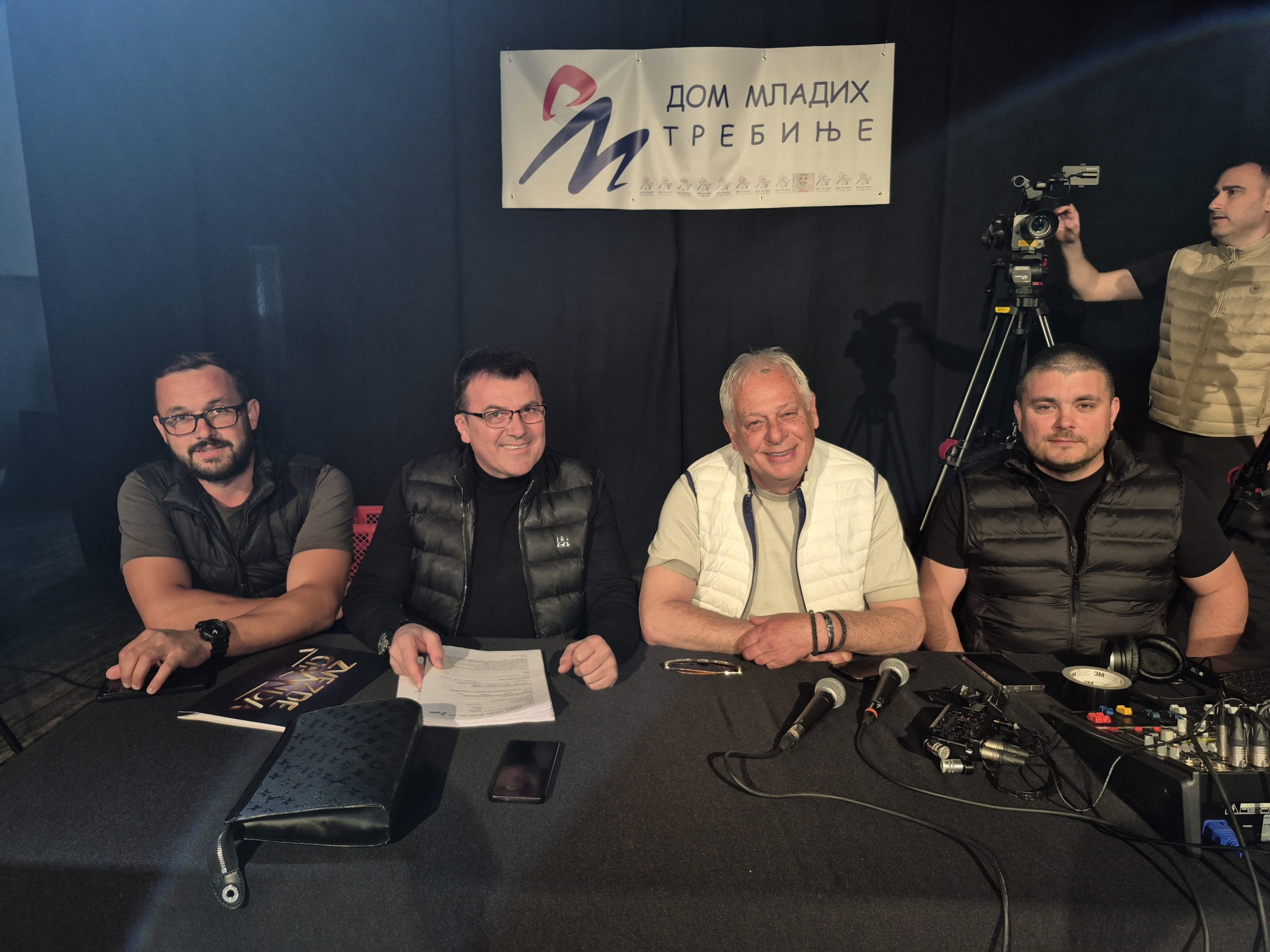 Emotivne pesme odzvanjaju Trebinjem, a njih dve su zaslužne za to VIDEO 5 IMG 0475 2